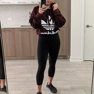 bellista allover print cropped hoodie